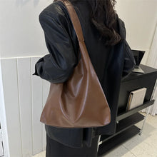 Load image into Gallery viewer, Ladies Handbag Bucket New Trend Ladies Soft Leather Shoulder Bag
