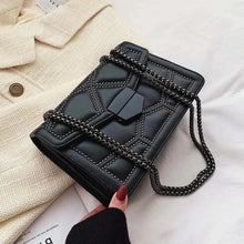 Load image into Gallery viewer, Yogodlns Vintage Rivet Chain Small Shoulder Bags For Women Flap PU Leather Fashion Small Square Crossbody Bag Designer Handbag
