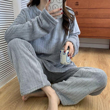 Load image into Gallery viewer, Winter Warm Flannel Women Pajamas Sets Plush Velvet Long Sleeve Sleepwear Nightwear Coral Fleece Girls Homewear
