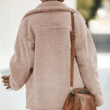 Load image into Gallery viewer, Women's Autumn and Winter Fashion Zipper Pocket Long Sleeve Top Plush Coat
