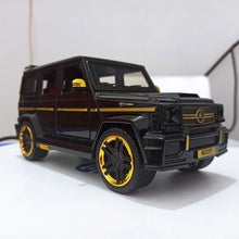 Load image into Gallery viewer, 1:24 Alloy Car Model Collectible Diecast Simulation G65 SUV XLG(M929Y/ M923Y) Toys For Boys 20Cm Vehicle 6 Open Doors Pull Back
