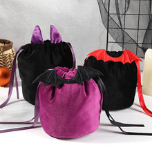 Load image into Gallery viewer, 10/20Pcs Halloween Candy Bags Velvet Pumpkin Bat Antlers Trick or Treat Gift with String Christmas Packing Bags for Party Decor
