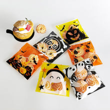 Load image into Gallery viewer, 100Pcs Halloween Plastic Bags Transparent Pumpkin Ghost Biscuit Candy Gift Bags for Halloween Party Decoration Supplies Gift Bag
