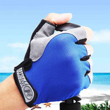 Load image into Gallery viewer, Men 'S Thin Summer Outdoor Mesh Breathable Cycling Gloves Mountaineering Fitness Gloves
