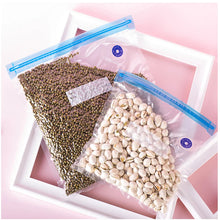 Load image into Gallery viewer, 17/20Pcs Vacuum Sealer Bags Reusable Food Storage bag Household Vacuum Food Sealer Ziplock Bag With Hand Pump Sealing Clips
