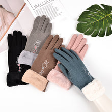 Load image into Gallery viewer, Dehaired Angora Gloves Fleece Lined Padded Warm Keeping Gloves Cycling and Driving Touch Screen Gloves for Women
