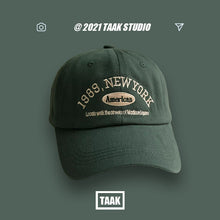 Load image into Gallery viewer, 1989 American Retro Men's And Women's Baseball Caps Street Lettered Embroidery Retro Flat Caps Solid Black And White Hip Hop Cap
