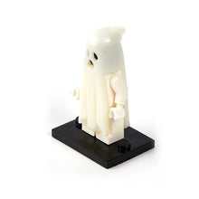 Load image into Gallery viewer, 2pcs/set  Horror Halloween Series Building Blocks Luminous Smiling &amp; Crying Ghost Model Action Figures Small Bricks Toys for Children

