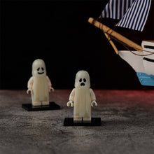 Load image into Gallery viewer, 2pcs/set  Horror Halloween Series Building Blocks Luminous Smiling &amp; Crying Ghost Model Action Figures Small Bricks Toys for Children
