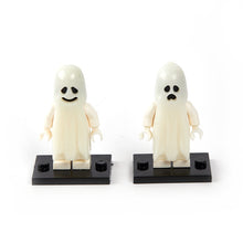 Load image into Gallery viewer, 2pcs/set  Horror Halloween Series Building Blocks Luminous Smiling &amp; Crying Ghost Model Action Figures Small Bricks Toys for Children
