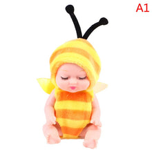 Load image into Gallery viewer, 1pcs Simulation Baby FingerBaby Pvc Ornaments Handle Toy Simulation Baby Finger Doll Real Clothes Real Hat Color Random
