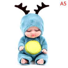 Load image into Gallery viewer, 1pcs Simulation Baby FingerBaby Pvc Ornaments Handle Toy Simulation Baby Finger Doll Real Clothes Real Hat Color Random
