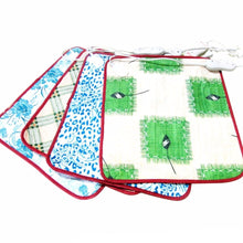 Load image into Gallery viewer, 220V Pet Electric Heating Blanket Cat Dog Electric Heated Pad Heating Mat Puppy Sleeping Bed Autumn Winter Cushion Warm Heater
