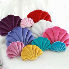 Load image into Gallery viewer, Fairy Home Luxury Decor Shell Pillow princess's Fantastic Velvet Pillow Sea Shell Home Decor Bed Sofa Cushion Decoration Gift
