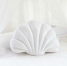 Load image into Gallery viewer, Fairy Home Luxury Decor Shell Pillow princess's Fantastic Velvet Pillow Sea Shell Home Decor Bed Sofa Cushion Decoration Gift
