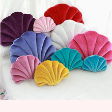 Load image into Gallery viewer, Fairy Home Luxury Decor Shell Pillow princess's Fantastic Velvet Pillow Sea Shell Home Decor Bed Sofa Cushion Decoration Gift
