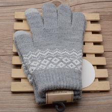 Load image into Gallery viewer, Cold Protection Thickening Adult Jacquard Gloves Manufacturer Women's Winter Knitted Touch-Screen Gloves
