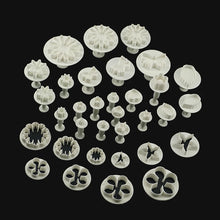 Load image into Gallery viewer, 33pcs Plunger Fondant Cutter Cake Tools Cookie Mold Biscuit Mould DIY Craft 3D Bakeware Sets New Baking Mold Pastry Pastry Shop
