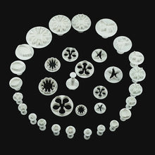Load image into Gallery viewer, 33pcs Plunger Fondant Cutter Cake Tools Cookie Mold Biscuit Mould DIY Craft 3D Bakeware Sets New Baking Mold Pastry Pastry Shop
