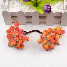 Load image into Gallery viewer, 40pcs Mini Artificial Flower Fruit Foam Berry Christmas Decoration Bouquet For Wedding Home Decor DIY Scrapbooking Bacca Wreath
