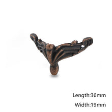 Load image into Gallery viewer, 4Pcs/Set Antique Wood Box Feet Leg Corner Protector Triangle Rattan Carved Decorative Bracket For Furniture Hardware
