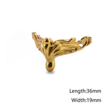 Load image into Gallery viewer, 4Pcs/Set Antique Wood Box Feet Leg Corner Protector Triangle Rattan Carved Decorative Bracket For Furniture Hardware
