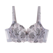 Load image into Gallery viewer, Classic Chinoiserie Embroidery Bra Large Size Push Up Bra Thickened Chest Pad Underwear BC Cup
