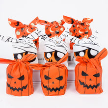 Load image into Gallery viewer, 50/25 Pcs Halloween Goodie Bags for Trick-or-Treating Halloween Party Favors Snacks Candy Trick or Treat Bags 17 * 10cm
