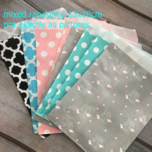 Load image into Gallery viewer, 50pcs/ Lot treat candy bag high quality Party Favor Paper Bags Chevron Polka Dot Stripe Printed Paper craft Bags Bakery Bags
