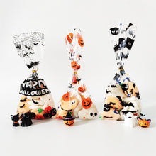 Load image into Gallery viewer, 50Pcs Halloween Transparent Plastic Gift Bag Bat Pumpkin PVC Candy Cookies Packaging Bag for Halloween Trick or Treat Kids Favor
