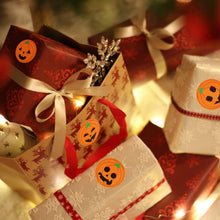 Load image into Gallery viewer, 500pcs 2.5cm Halloween Round Stickers Pumpkin Decoration Labels Envelope Seal Stickers for Gift Boxes Packaging Paper Sticker
