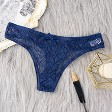 Load image into Gallery viewer, Women Fashion Lace Maple Leaf Printed Panties Ultra-thin Seamless Low-waist Briefs Beauty Hip Pants Underwear

