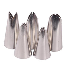 Load image into Gallery viewer, 5Pcs Set Leaves Nozzles Stainless Steel Icing Piping Nozzles Tips Pastry Tips For Fondant Cake Baking Decorating Tools
