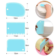 Load image into Gallery viewer, 66Pcs Piping Nozzle Tips Bags Reusable TPU Pastry Bags Stainless Steel Icing Tips With Case Icing Smoother Baking Decorating
