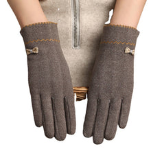Load image into Gallery viewer, Rabbit Plush Double Flower Bud Butterfly Simple Elegant Women's Warm Touch Screen Clothing Gloves
