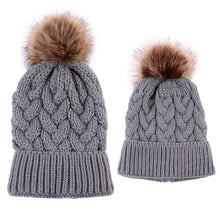 Load image into Gallery viewer, Large Hemp Flowers Parent-Child Pullover Knitting Hat Autumn and Winter Fur Ball Woolen Cap
