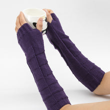 Load image into Gallery viewer, Men's and Women's Knitted Warm Fingerless Gloves Bougainvillea Spectabilis Mid-Length Gloves
