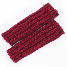 Load image into Gallery viewer, Twist Knitted Wool Keep Warm Men's and Women's Short Ski Fingerless Gloves
