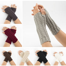 Load image into Gallery viewer, Twist Knitted Wool Keep Warm Men's and Women's Short Ski Fingerless Gloves
