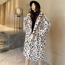 Load image into Gallery viewer, Luxury Fashion Leopard Long Jackets Women 2021 Winter Thick Warm Outerwear Large Size Faux Fur Coat
