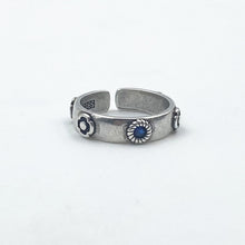 Load image into Gallery viewer, Howl's Moving Castle Sophie Howl Cosplay Costumes Metal Ring Unisex Women Jewelry Accessories Prop
