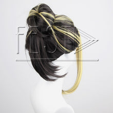 Load image into Gallery viewer, Anime Tokyo Revengers Hanemiya Kazutora Cosplay Bun Wig Earrings Black Golden Highlight Wig Tokyo Manji Gang Valhalla Fiber Hair

