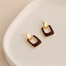Load image into Gallery viewer, Autumn Winter New Brown Earrings Vintage Matte Drop Earrings for Women Metal Fashion Statement Dangle Earring Trend Jewelry
