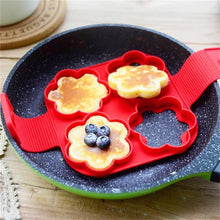 Load image into Gallery viewer, Egg Pancake Ring Nonstick Pancake Maker Mold Silicone Egg Cooker fried egg shaper Omelet Moulds for Kitchen Baking Accessories
