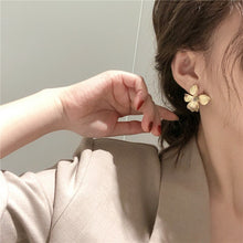 Load image into Gallery viewer, Fashion Matt Metal Flower Stud Earrings Cold Wind Temperament Simple Trendy Statement Earrings for Girls Gift Jewelry
