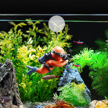 Load image into Gallery viewer, Floating Diver Fish Tank Decorations | Cute Resin Frogman Fish Tank Ornament | Lovely Diver Fish Tank Decor for All Kinds of Fis
