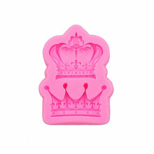 Load image into Gallery viewer, Gadgets Fondant Molds  Set of 2 Crowns Silicone Mold   Fondant   Topping Sugar paste Chocolate Decoration BEST QUALITY
