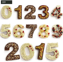 Load image into Gallery viewer, Goldbaking 9 Pieces Whole Set Large Silicone Number Mold Number Cake Moulds Baking Tray For Birthday Wedding 4/10 Inch (10/25cm)
