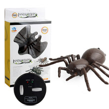 Load image into Gallery viewer, Horrible Infrared RC Cockroach Remote Control Simulation Roach Spider Toy Insects Prank Joke Scary Trick Bugs Kids Gift

