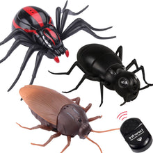 Load image into Gallery viewer, Horrible Infrared RC Cockroach Remote Control Simulation Roach Spider Toy Insects Prank Joke Scary Trick Bugs Kids Gift
